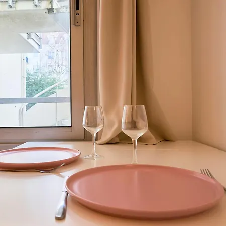Le Skylille - Renove, Idealement Situe Dans Le Quartier Vivant De Vauban A Lägenhet *