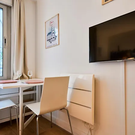 Le Skylille - Renove, Idealement Situe Dans Le Quartier Vivant De Vauban A Appartement Rijsel